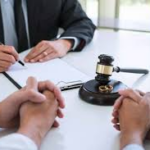 How Legal Experts Review Financial Assets During Divorce