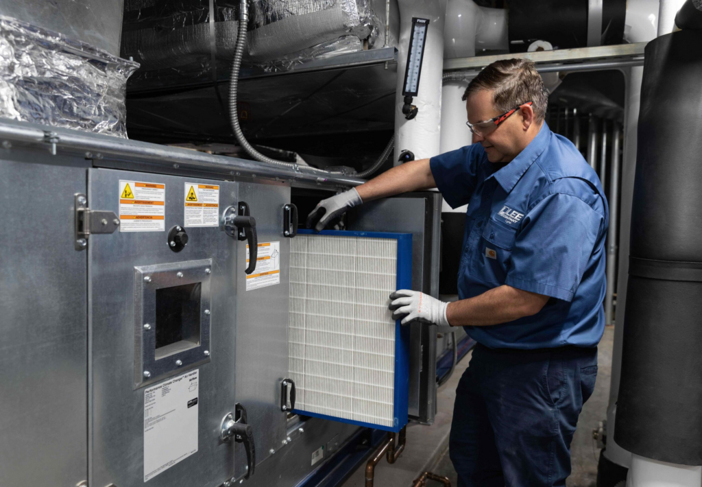 How Commercial AC Replacement Can Support Indoor Air Quality Standards in Workplaces