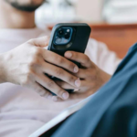 10 Common Mobile Phone Habits That Annoy People Most