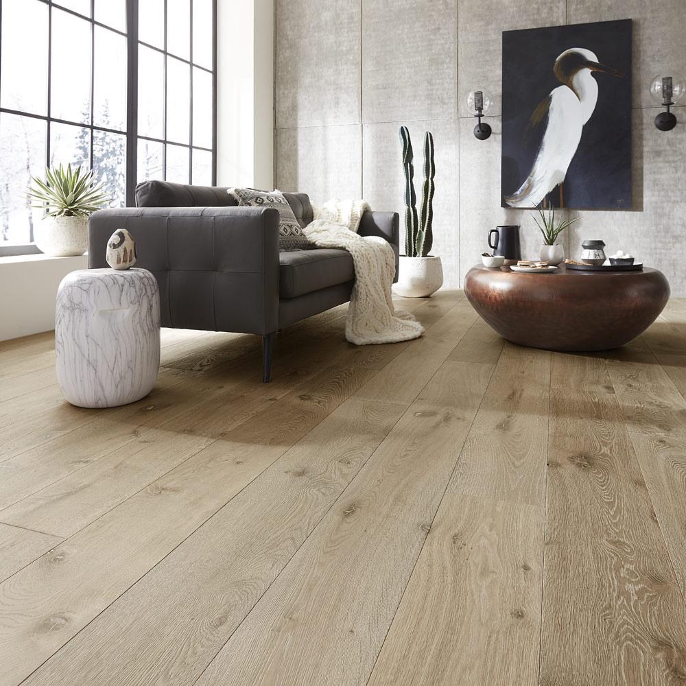 Flooring Dubai: The Complete Hardwood & Wood Flooring Buying Guide