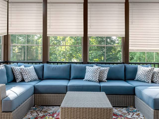 How to Choose Window Treatments for Hot, Sunny Rooms in Tampa, Florida